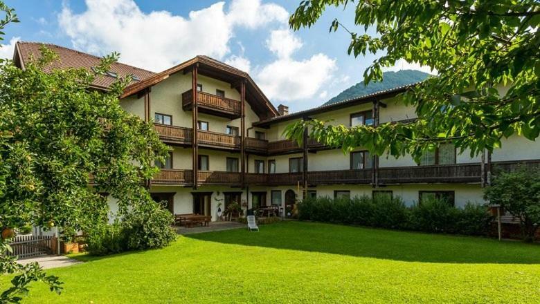 Отель Bruckerhof Пухберг-ам-Шнеберг Экстерьер фото